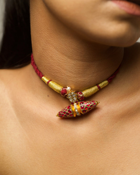 The Tie Amulet Choker