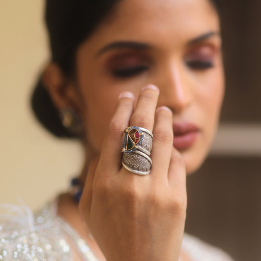 Exquisite 925 silver ring featuring a stone-studded paisley-parrot motif and oxidised adjustable band, perfect for a contemporary wedding look