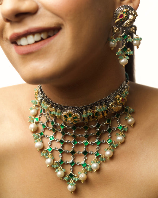 The Kundan Canopy Pearl Set