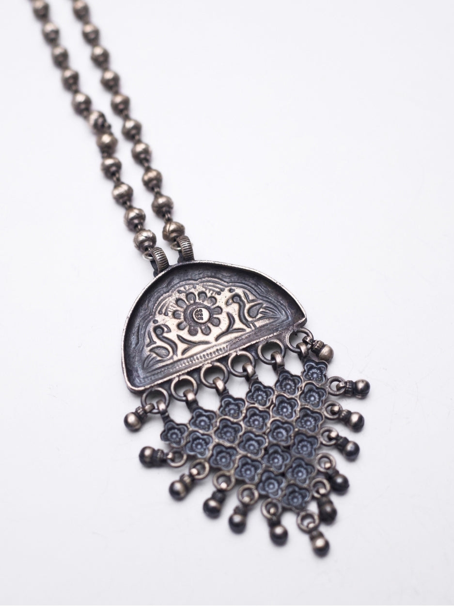 Mehfil-e-Jaam Necklace
