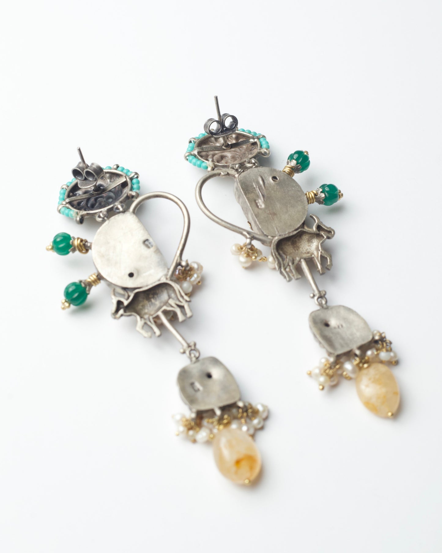Fusion silver jewellery earrings in 925 silver with cow motif by Naksa