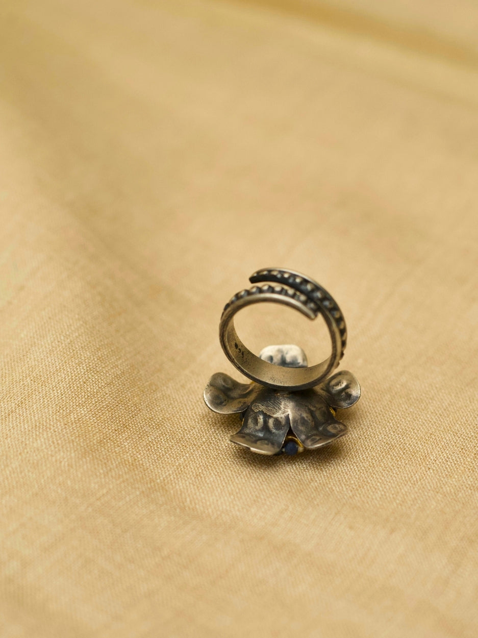 Blue Tale Ring in 925 silver with kundan bird and floral design, sea green and blue tones – Naksa