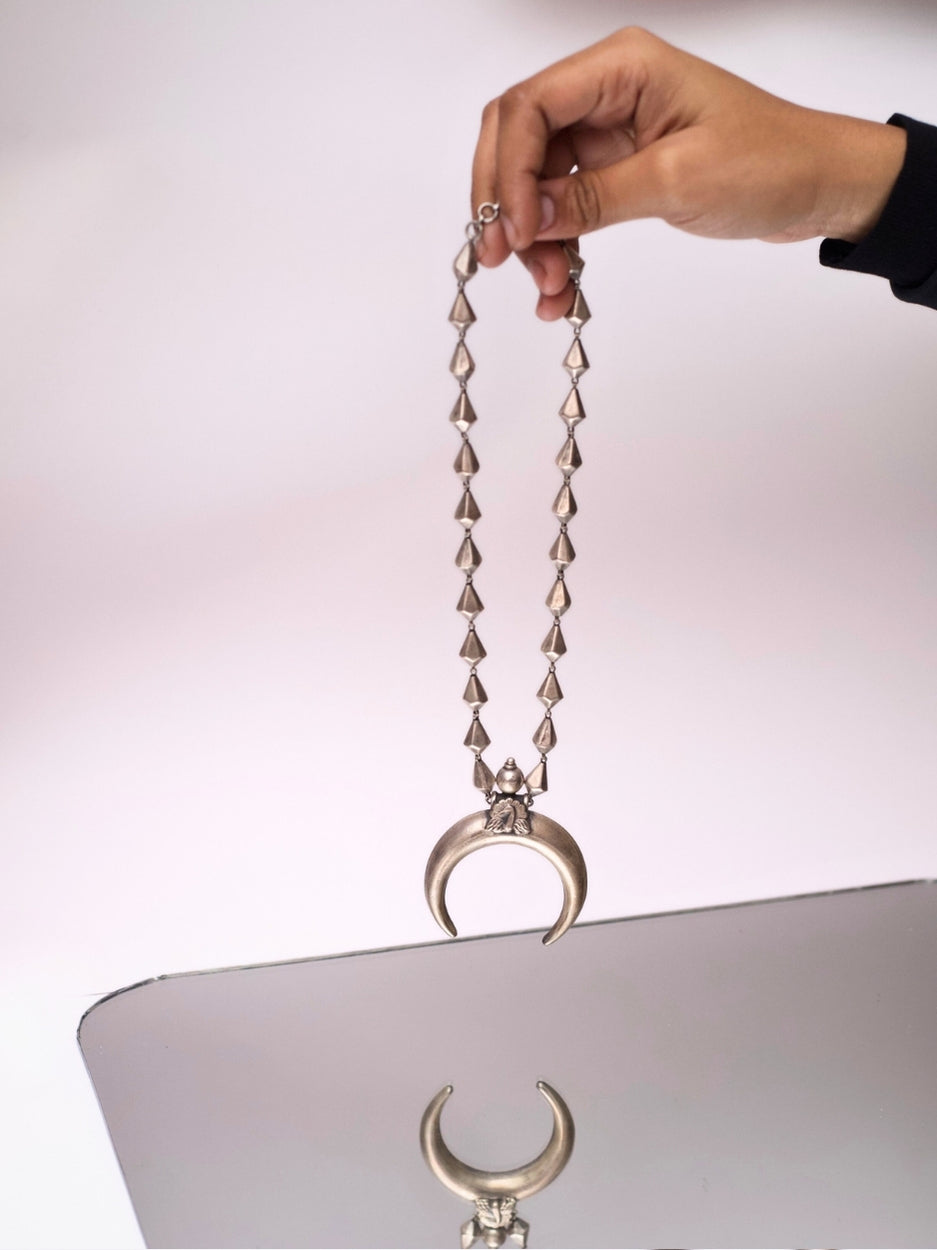 Nandini's Fav- Luna’s Embrace Necklace