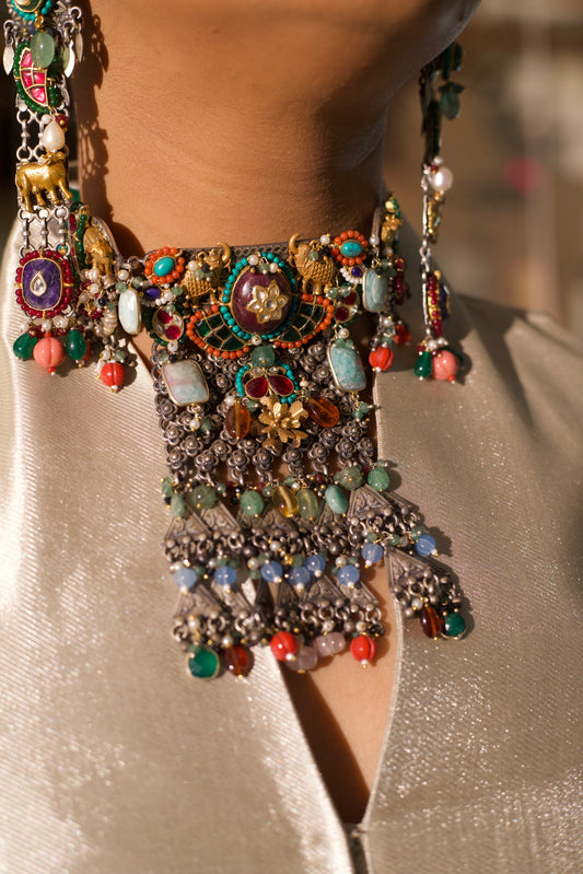 The Monumental Fusion Choker