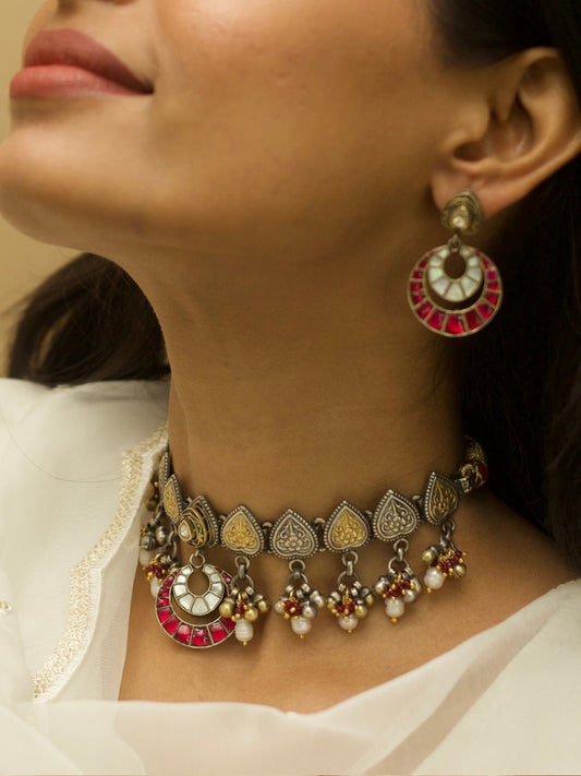 Two-tone pure silver choker with pink stones and pearl drops