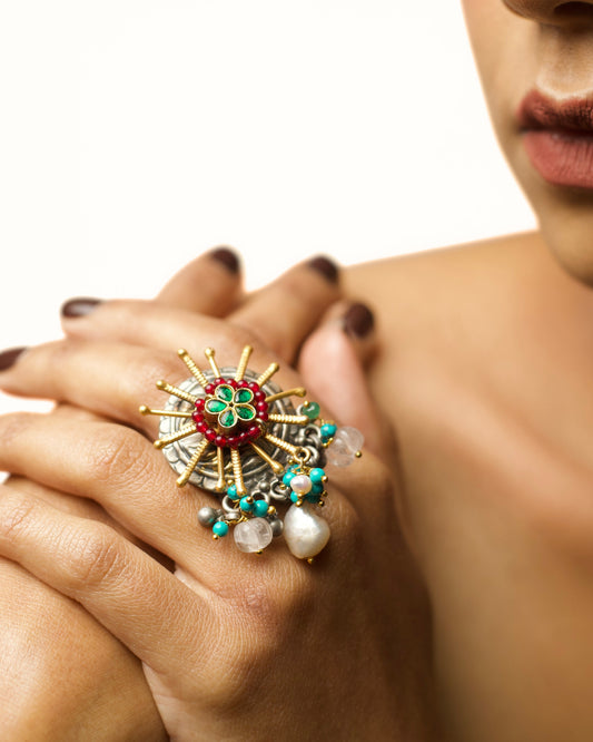 The Sunburst Crest Ring