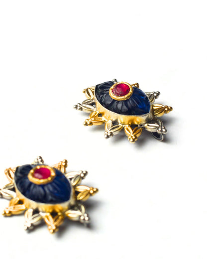Taaveez Studs