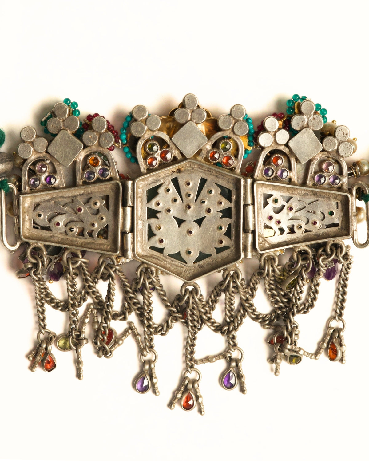 The Mehrab Choker