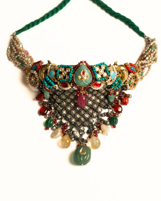 Jharokha Choker
