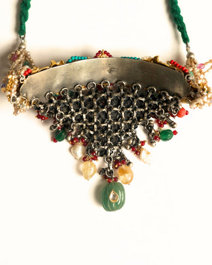 Jharokha Choker