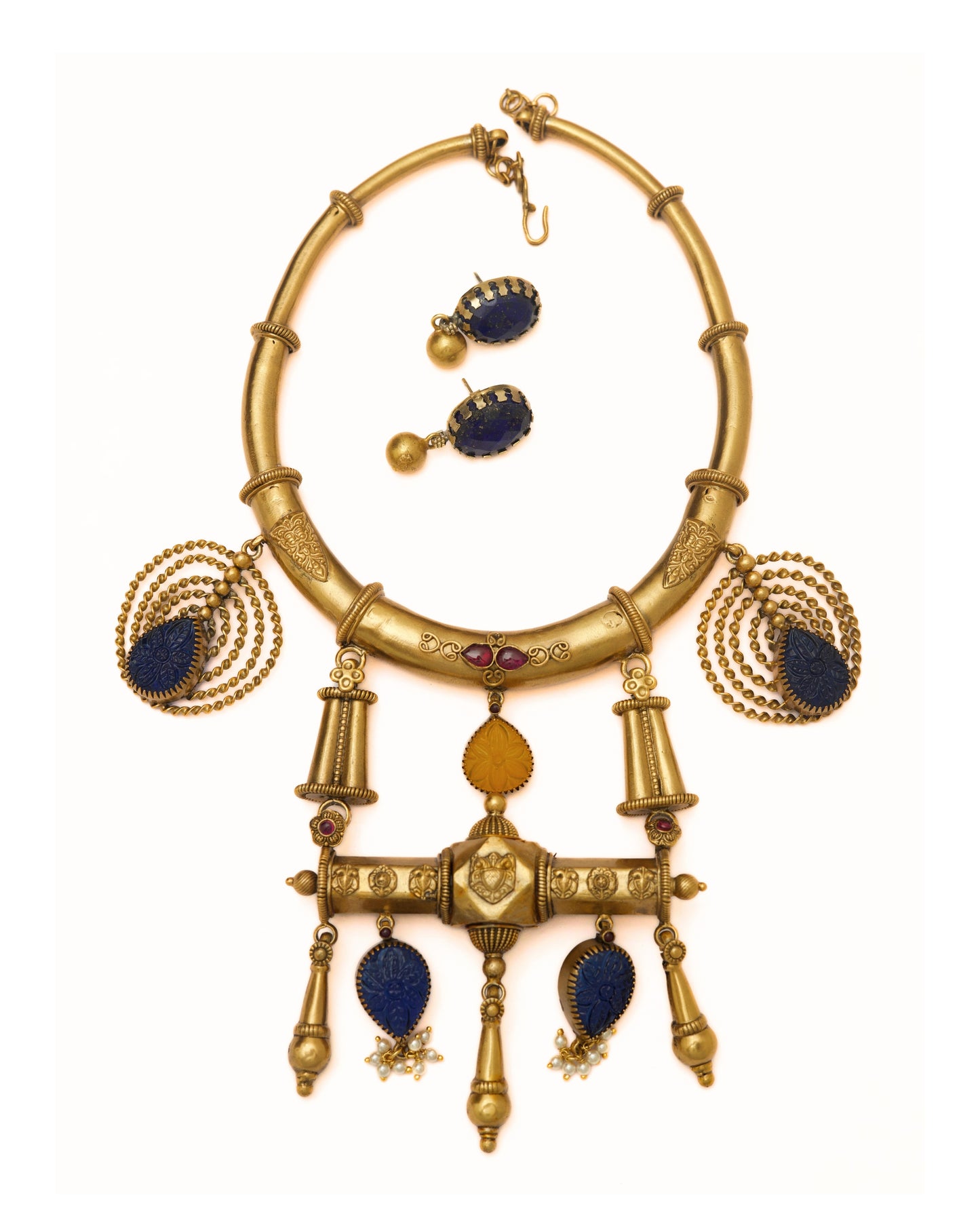 The Nocturne Pavilion Necklace Set
