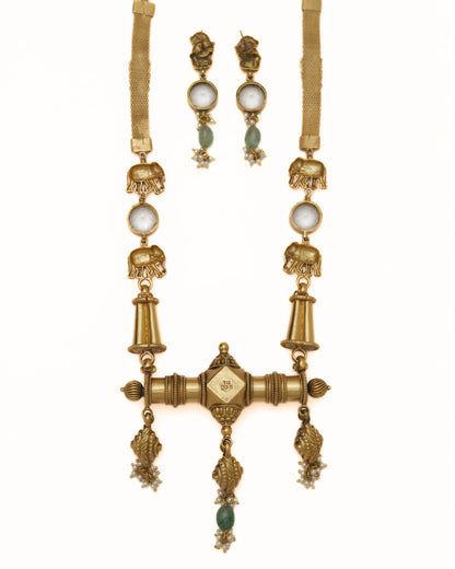 The Royal Pavilion Necklace Set