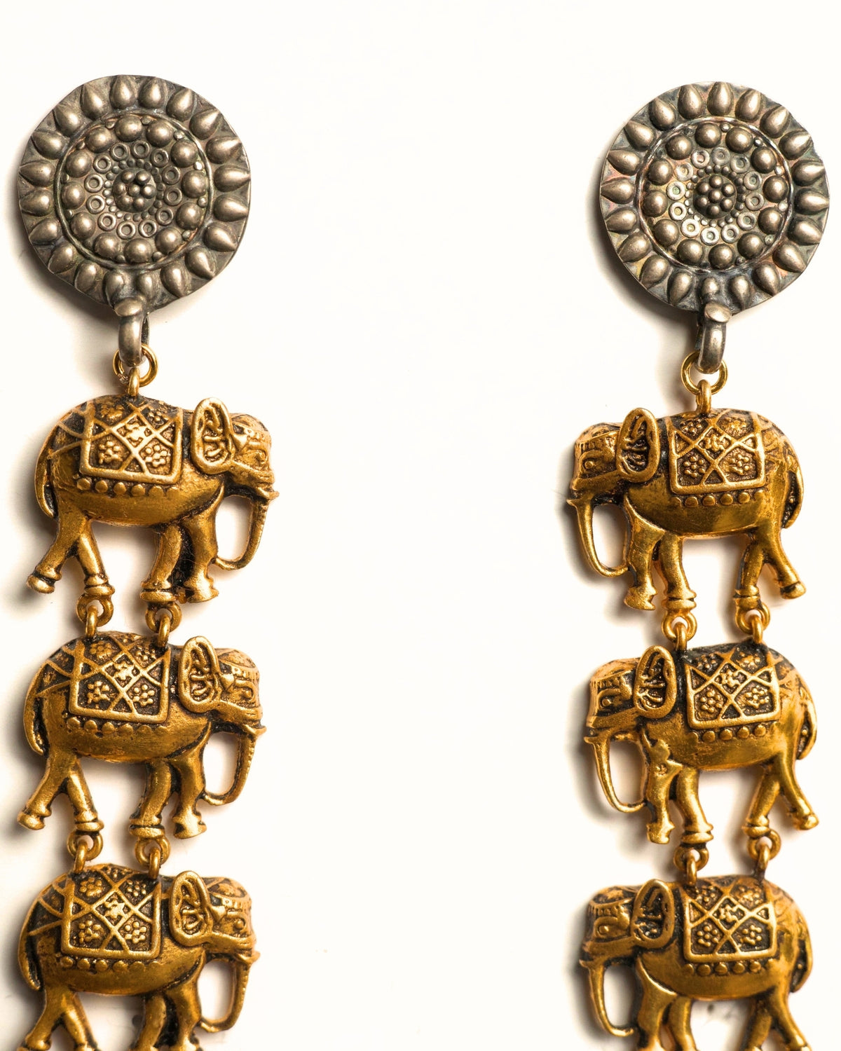 The Elephant Club Shoulder Tassels