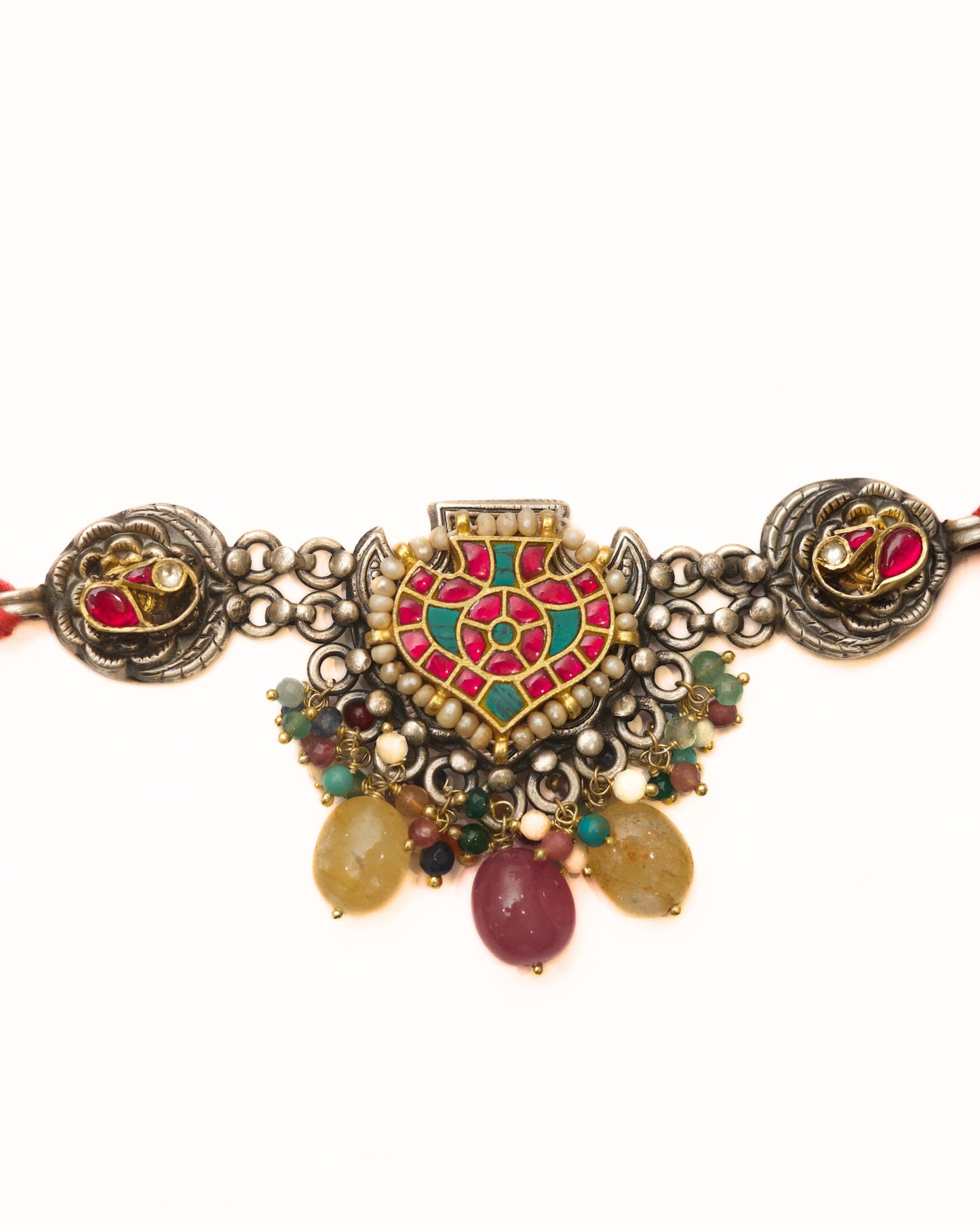 Patakha Choker