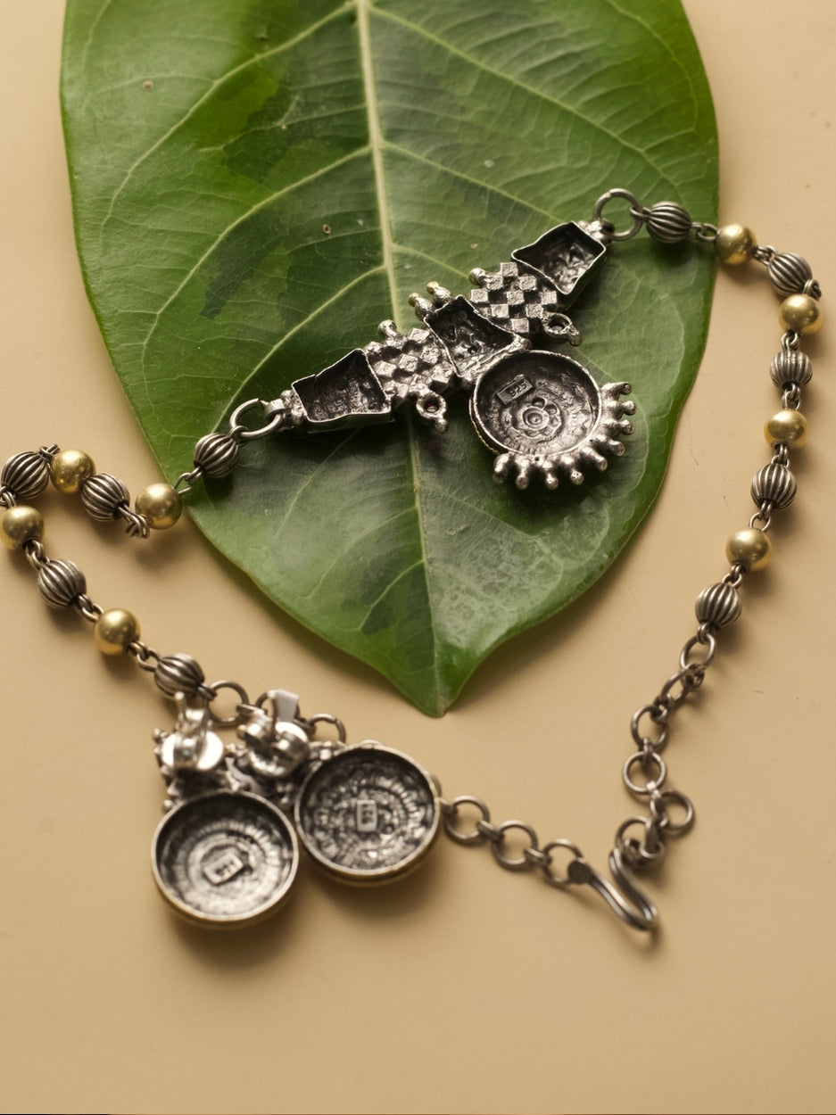 Dainty temple choker in silver and gold with intricate South Indian motifs – Naksa Jewelry

