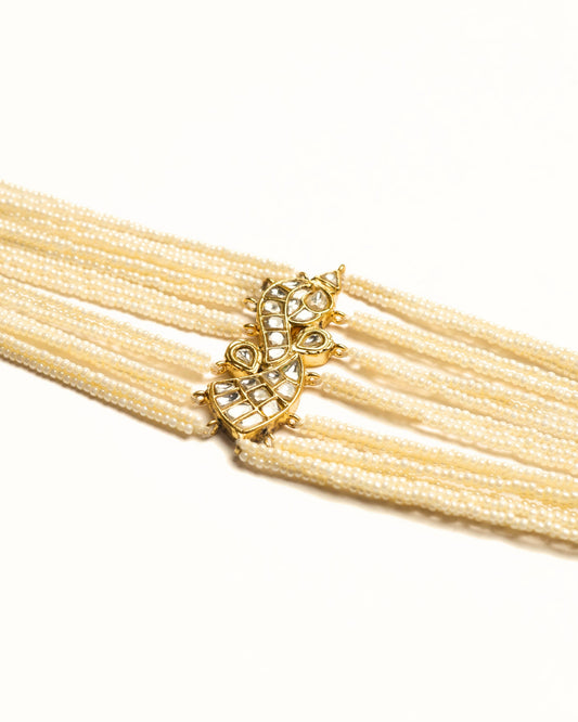 Pearlwing Choker