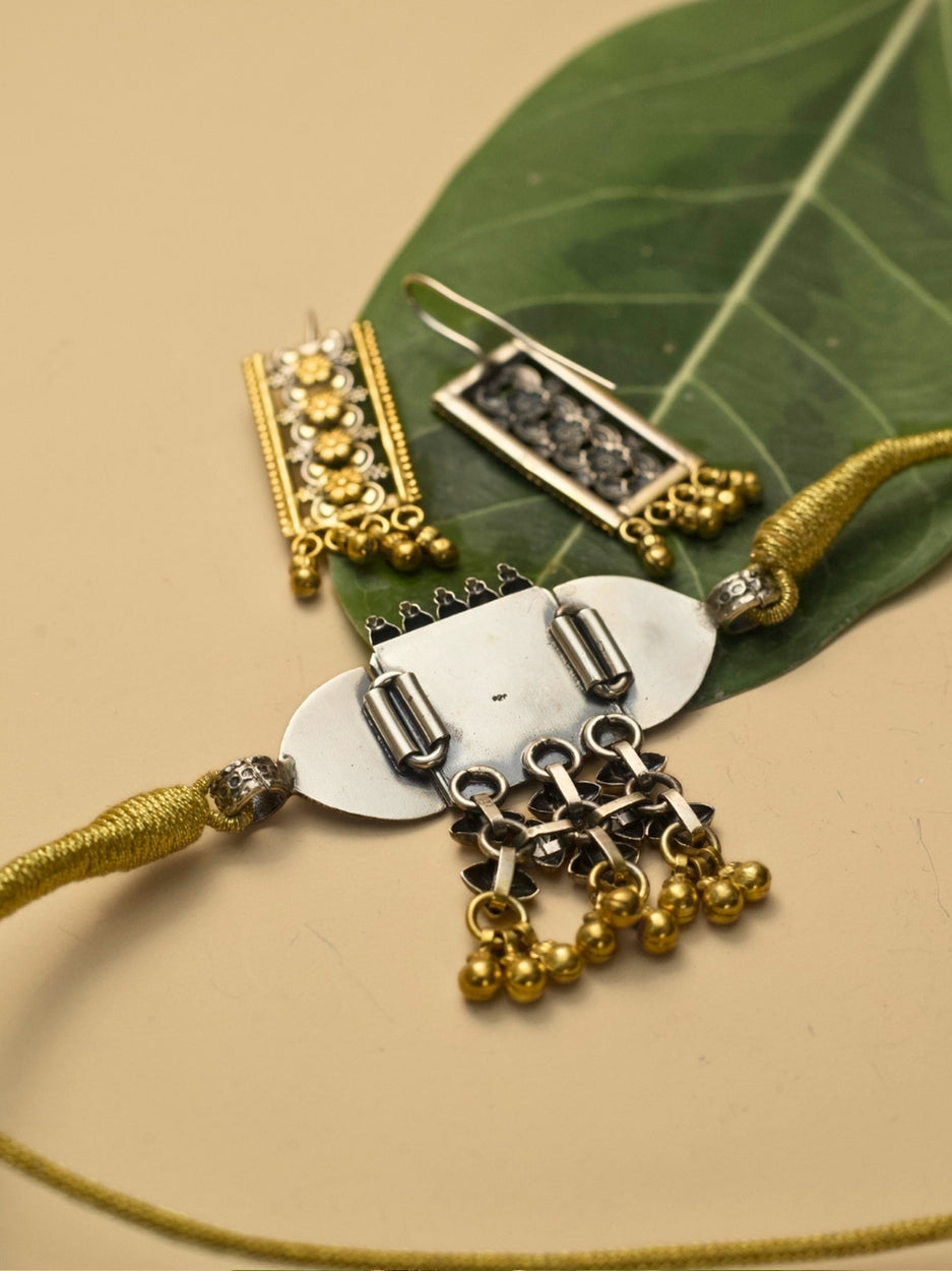 Zarwaza choker in two-tone silver and gold with Mughal darwaza-inspired design – Naksa Jewelry