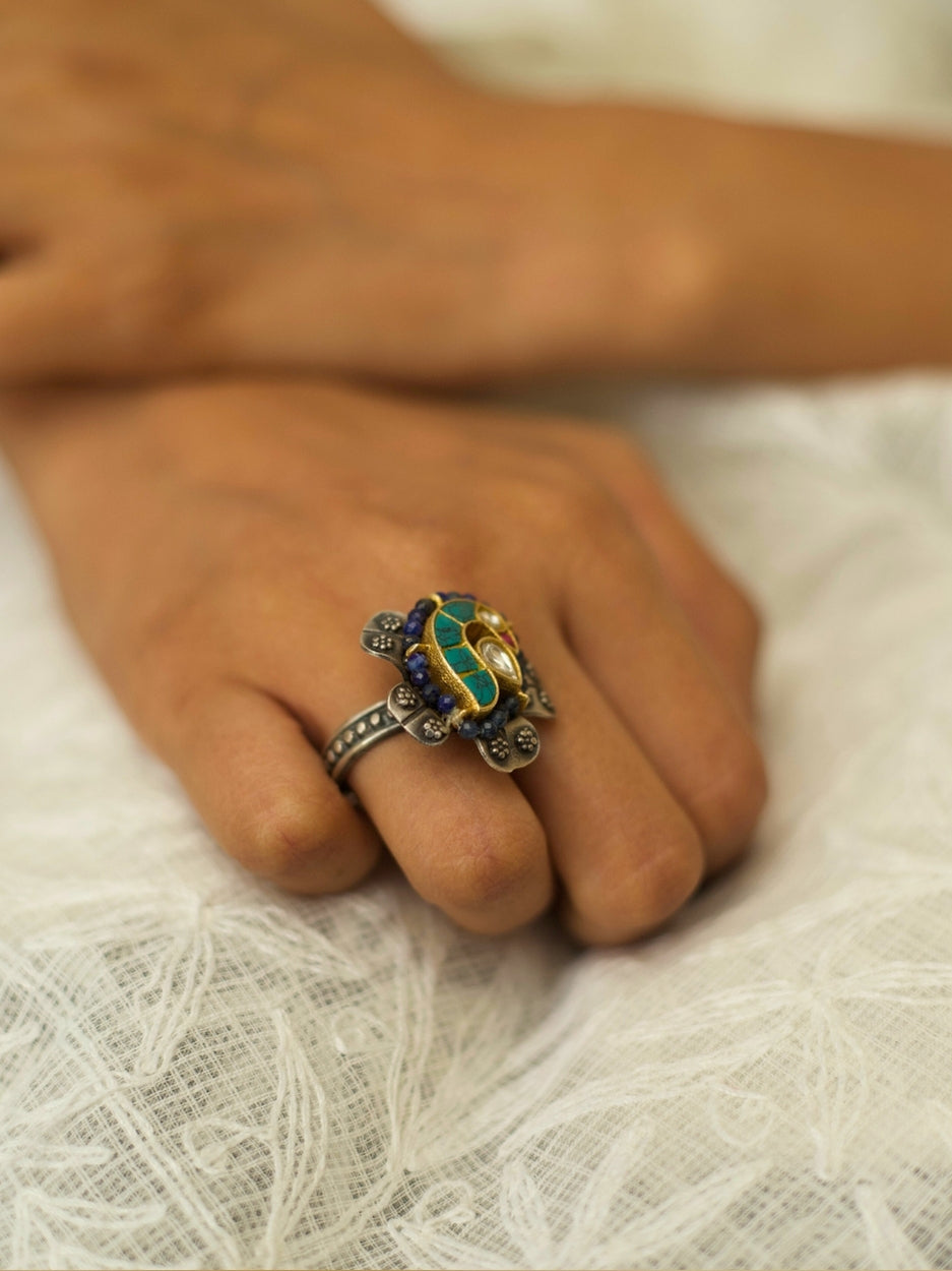 Blue Tale Ring in 925 silver with kundan bird and floral design, sea green and blue tones – Naksa