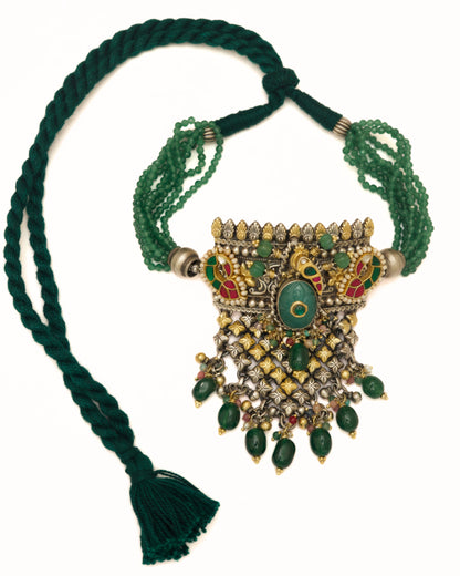 The Indian Constellation Choker