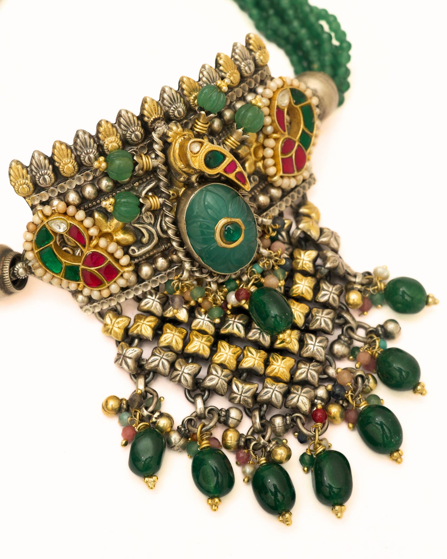 The Indian Constellation Choker