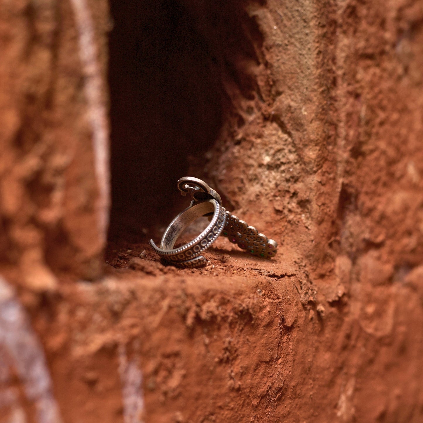 Mor Pankhi Ring