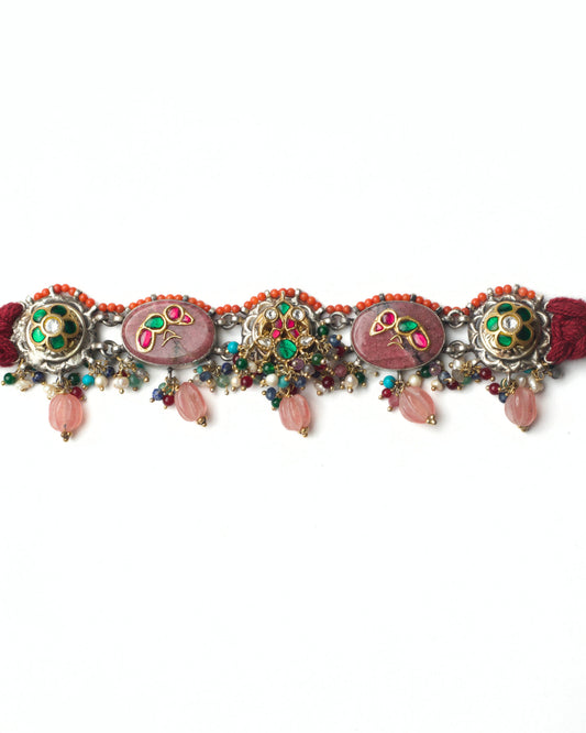 Gulaab ke Rang Choker