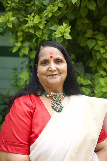 The Indian Constellation Choker