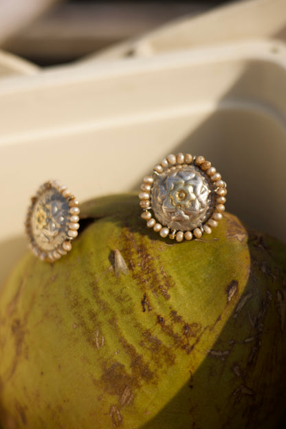 Classic Coin Stud