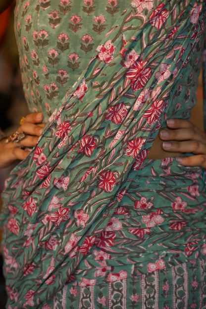Garden Party Pre-Draped Saree Set