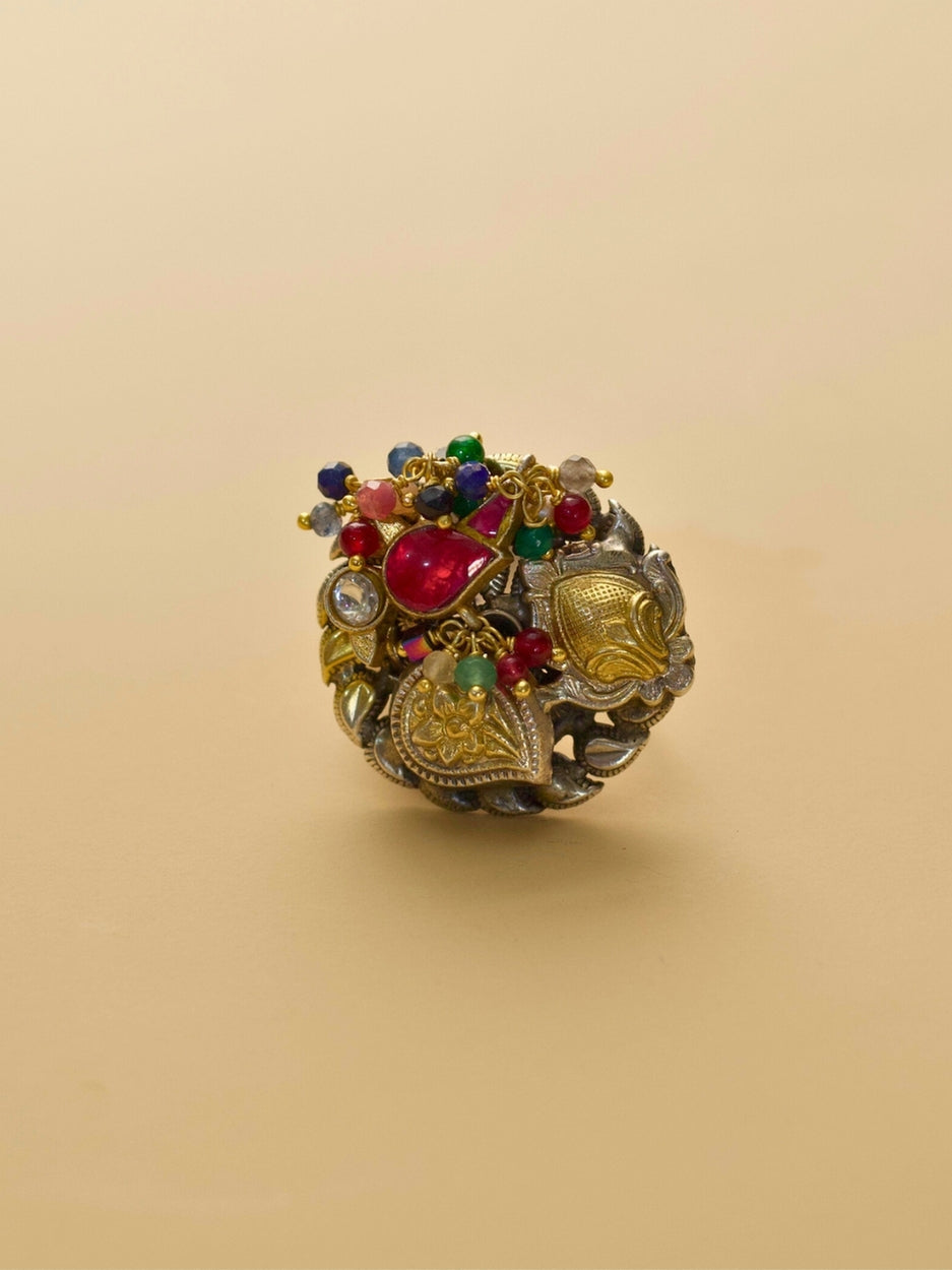 Grace in Gravity Ring – Adjustable 925 Silver Two-Tone Kundan Bird Ring with Traditional Mango Motifs
