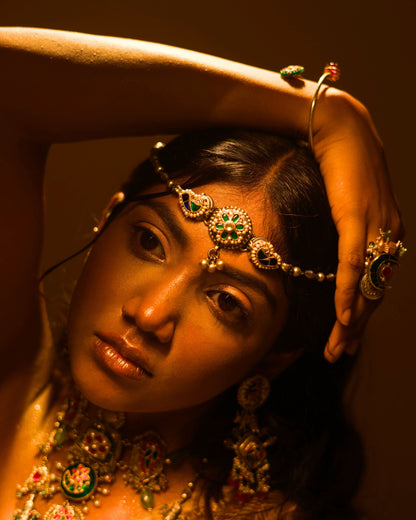 The New Guldastan Choker