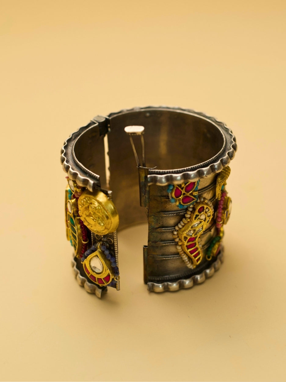 Bold handcrafted Kaleidoscope Cuff in 92.5 silver with tribal and dome motifs, as worn by artist and performer Ishitta Arun.