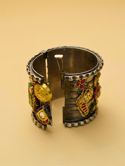 Bold handcrafted Kaleidoscope Cuff in 92.5 silver with tribal and dome motifs, as worn by artist and performer Ishitta Arun.